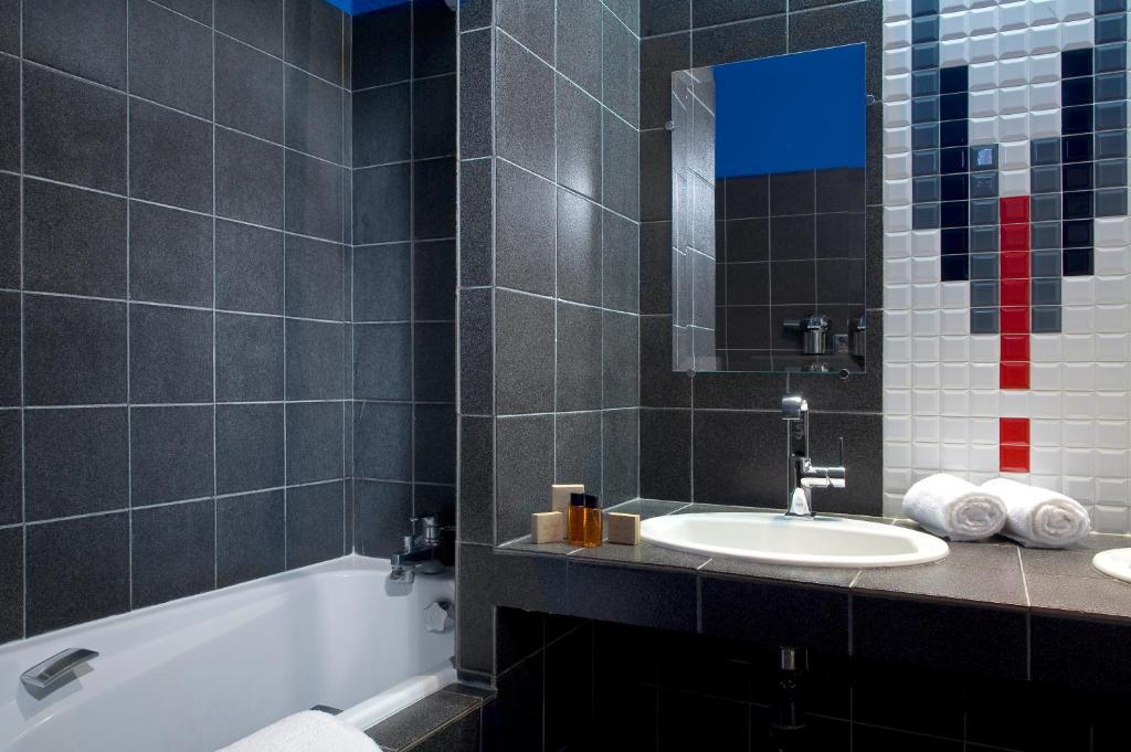Relais Du Bois Saint Georges - Hotel De Charme Saintes Szoba fotó